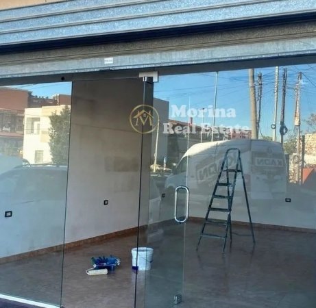 Tirane, jepet me qera ambjent biznesi Kati 1, 40 m² 300 € (Rruga Sabaudin Gabrani)