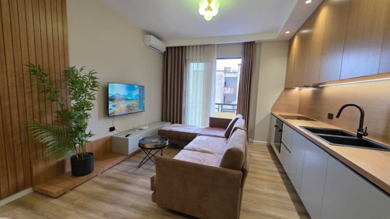 Vlore, jepet me qera apartament 1+1 Kati 4, 65 m² 400 € (Bulevardi Ismail Qemali)