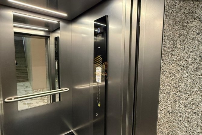 Tirane, jepet me qera zyre Kati 7, 67 m² 1.000 € (Rruga Anton Lufi)