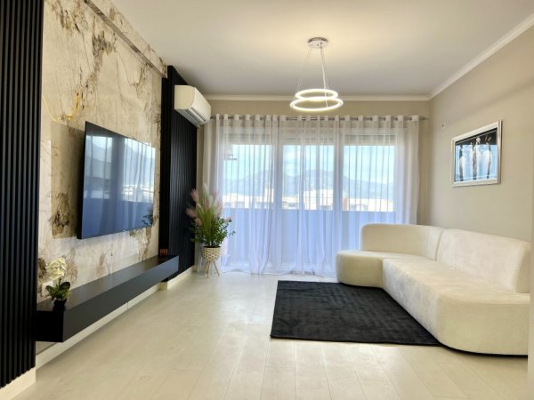 Tirane, shitet apartament 2+1 , 97 m² 155.000 € 