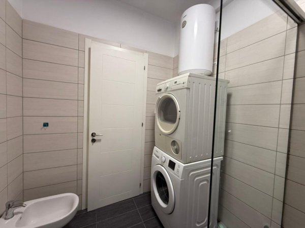 Tirane, shitet apartament 2+1+Ballkon Kati 7, 108 m² 180.000 € (Astiri)