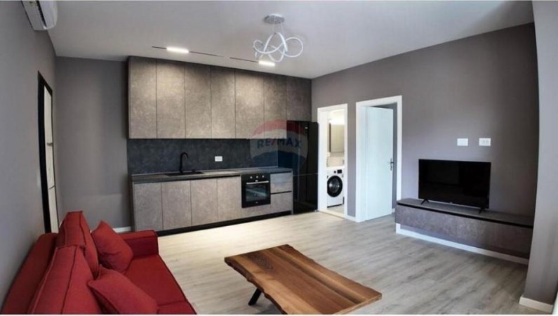 Tirane, jepet me qera apartament+verande | Penthouse 1+1+Ballkon , 142 m² 5.500 € (Rruga 5 Maji, Tirane)