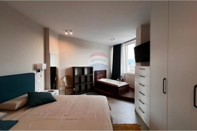 Tirane, jepet me qera apartament 1+1 Kati 11, 84 m² 1.040 € (Dinamo, Tirane)