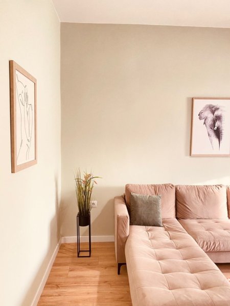 Tirane, jepet me qera apartament 2+1 Kati 3, 90 m² 650 € (Ambasada Amerikane)