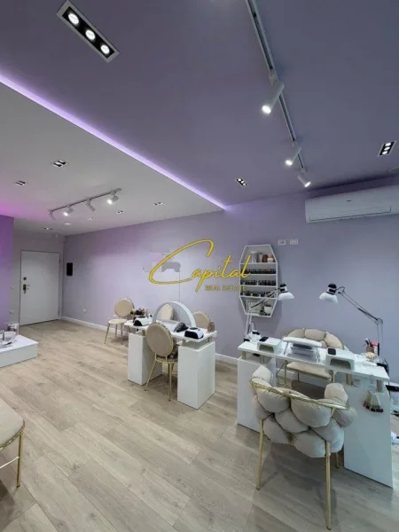 Tirane, jepet me qera ambjent biznesi Kati 0, 40 m² 600 € (LIQENI I THATE)