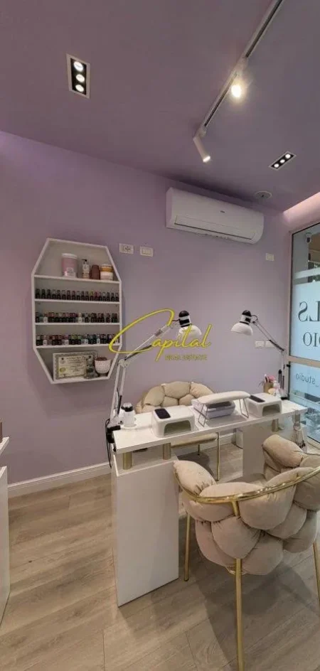 Tirane, jepet me qera ambjent biznesi Kati 0, 40 m² 600 € (LIQENI I THATE)