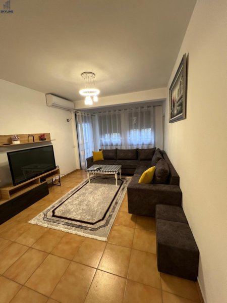 Tirane, jepet me qera apartament 2+1 Kati 1, 90 m² 450 € (Yzberisht)
