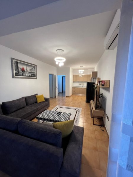 Tirane, jepet me qera apartament 2+1 Kati 1, 90 m² 450 € (Yzberisht)