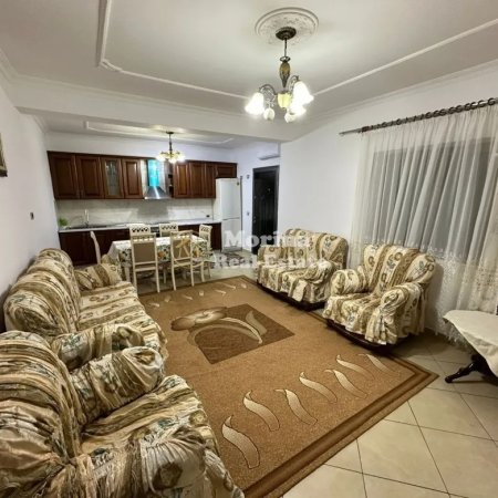 Tirane, jepet me qera shtepi 2+1 Kati 1, 90 m² 500 € (5 Maji)