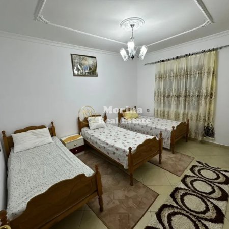 Tirane, jepet me qera shtepi 2+1 Kati 1, 90 m² 500 € (5 Maji)