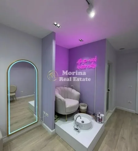 Tirane, jepet me qera ambjent biznesi Kati 0, 40 m² 600 € (Rruga Hamdi Sina)