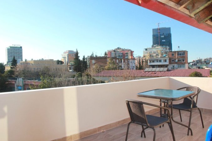 Tirane, jepet me qera apartament 1+1 Kati 4, 60 m² 550 € (Ambasada Amerikane)
