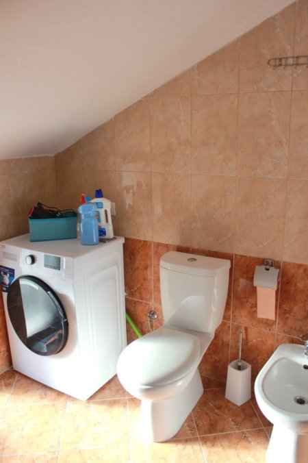 Tirane, jepet me qera apartament 1+1 Kati 4, 60 m² 550 € (Ambasada Amerikane)
