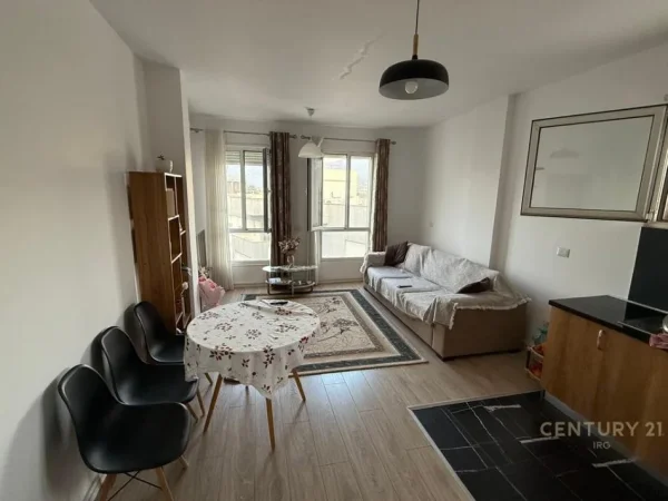 Tirane, shes apartament 1+1 Kati 5, 71 m² 150.000 € (Kopshti zologjik)