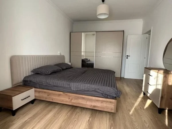 Tirane, shitet apartament 1+1 , 69 m² 155.000 € (Rruga Myslym Shyri,)