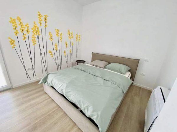 Shqiperi, jepet me qera Vile 350 m² 2.000 Euro (Berzhite , Green Garden Rezidence)