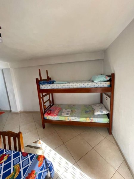 Lezhe, jap me qera dhome ne plazh  3000 Leke/nata (Tale)