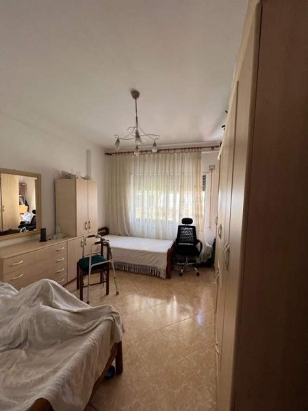 Tirane, shitet apartament 2+1+BLK Kati 4, 109 m² 182.000 Euro (Komuna e Parisit)