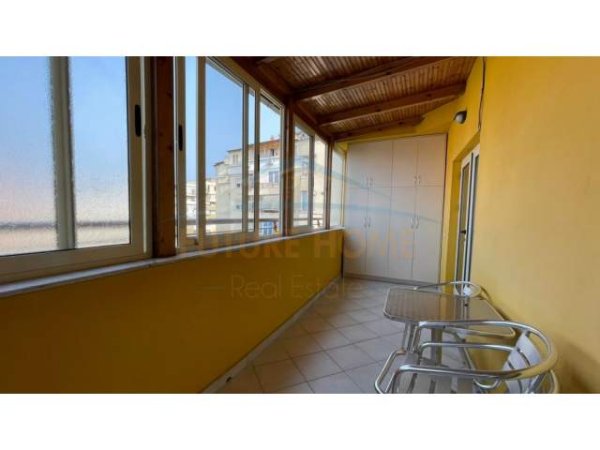 Tirane, jepet me qera apartament Kati 8, 125 m² 550 Euro (Myslym Shyr)