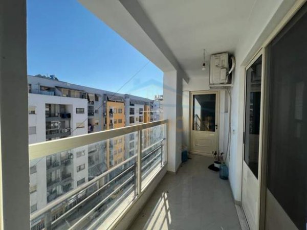 Tirane, jepet me qera apartament 2+1+BLK Kati 6, 90 m² 450 Euro (Prane Viles L)
