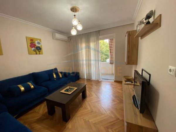 Tirane, shitet apartament 2+1 Kati 5, 80 m² 117.000 Euro (Stacioni i Trenit)