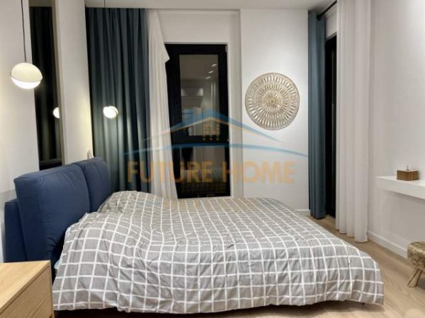 Tirane, jepet me qera apartament 1+1+BLK Kati 5, 75 m² 700 Euro (Rruga e Kavajes Square 21)
