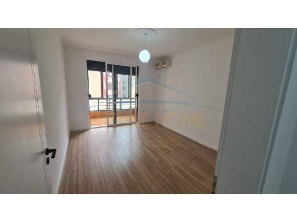 Tirane, shitet apartament 2+1+BLK Kati 3, 111 m² 128.500 Euro (DON BOSCO)