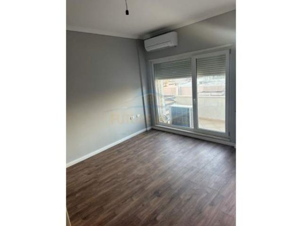 Gjiri Lalezit, shitet apartament 2+1 Kati 3, 77 m² 160.000 Euro (kompleksi lura 2)