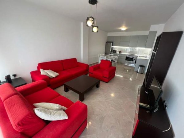 Tirane, jepet me qera apartament 1+1+BLK Kati 7, 78 m² 700 Euro (Blloku)