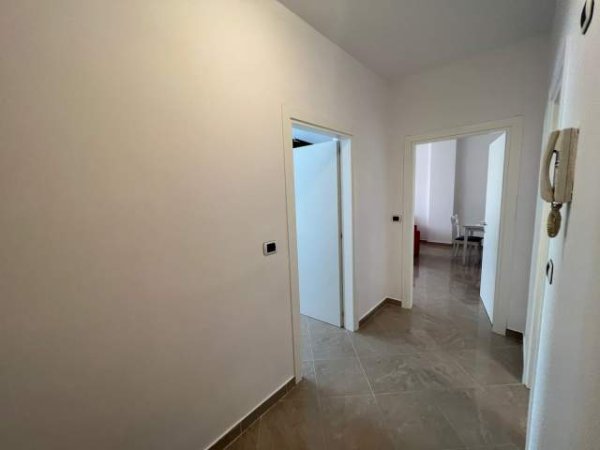 Tirane, jepet me qera apartament 1+1+BLK Kati 7, 78 m² 700 Euro (Blloku)