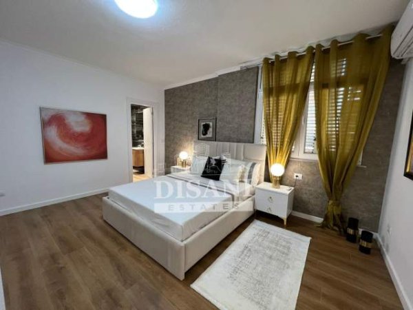 Tirane, shes apartament 2+1+BLK Kati 6, 110 m² 249.000 Euro (Rruga Pjeter Bogdani)
