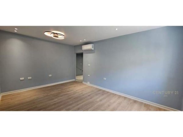 Tirane, ofert apartament Kati 3, 80 m² 800 Euro (Rruga e Durresit Tirana, Albania)