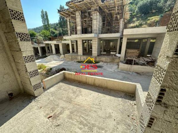 Vlore, shitet apartament 2+1+BLK Kati 2, 81 m² 1.000 Euro/m2 (Rruga Dhimiter Konomi, Vlore)