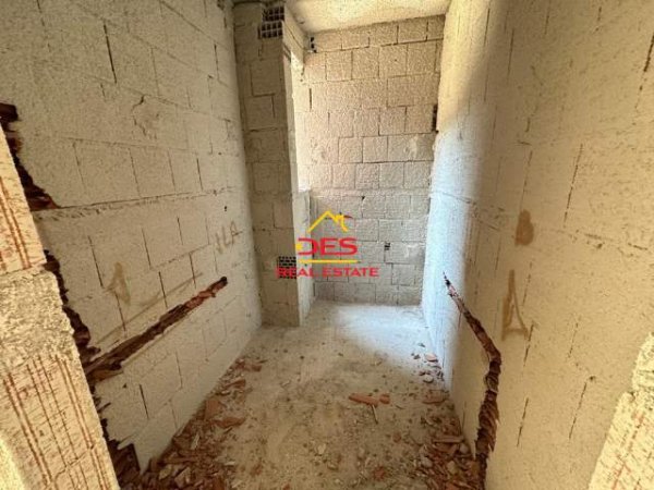 Vlore, shitet apartament 2+1+BLK Kati 2, 81 m² 1.000 Euro/m2 (Rruga Dhimiter Konomi, Vlore)