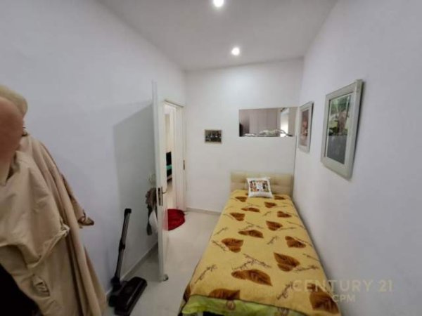 Tirane, jepet me qera apartament 2+1 Kati 1, 100 m² 600 Euro (Rruga Muhamet Gjollesha, Komuna e Parisit)