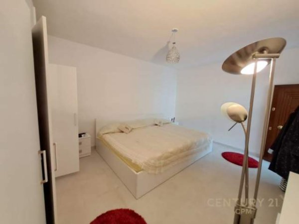 Tirane, jepet me qera apartament 2+1 Kati 1, 100 m² 600 Euro (Rruga Muhamet Gjollesha, Komuna e Parisit)
