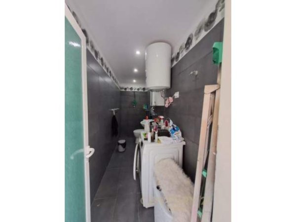 Tirane, jepet me qera apartament 2+1 Kati 1, 100 m² 600 Euro (Rruga Muhamet Gjollesha, Komuna e Parisit)