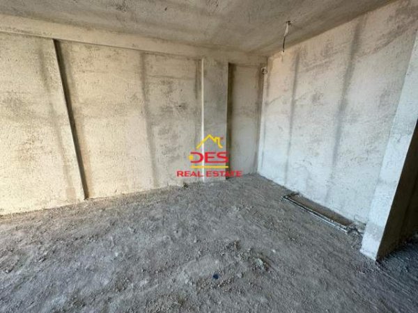 Vlore, shitet garsonier Kati 2, 49 m² 1.000 Euro/m2 (Rruga Dhimiter Konomi, Vlore)