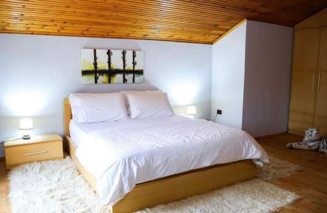 Tirane, jepet me qera apartament 2+1+BLK Kati 2, 122 m² 500 Euro (Rruga Ferit Xhajko)