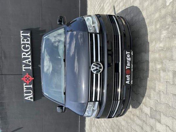 Tirane, shes minivan Volkswagen CARAVELLE L 2.5TDI VIP Viti 2009,