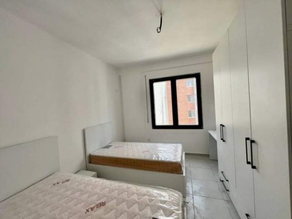 Tirane, shes apartament 2+1 105 m² 157.000  (Kopshti Botanik)