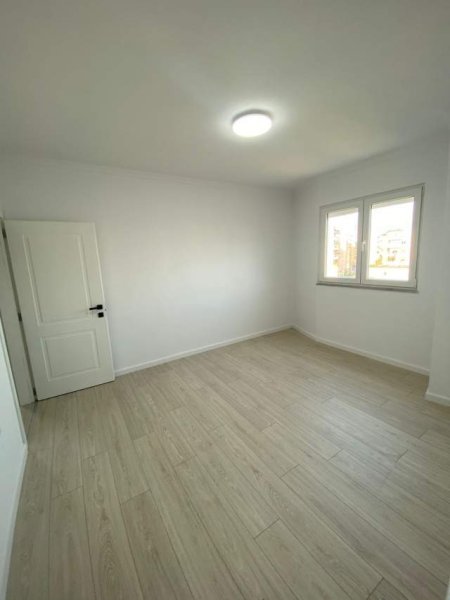 Tirane, shitet apartament 2+1+BLK Kati 3, 113 m² 157.000 Euro (Rruga Robert Shvarc)