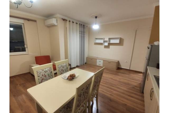 Tirane, ofert apartament Kati 6, 110 m² 550 Euro (Kompleksi Kontakt,  TiranÃ«,  ShqipÃ«ri)