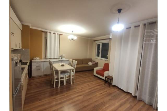 Tirane, jepet me qera apartament Kati 6, 92 m² 550 Euro (Kompleksi Kontakt,  Tiranë,  Shqipëri)