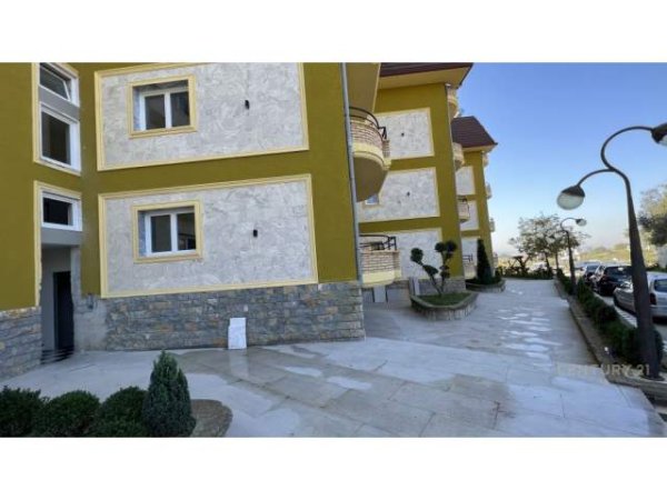 Tirane, ofert apartament Kati 3, 151 m² 195.000 Euro (Farke)