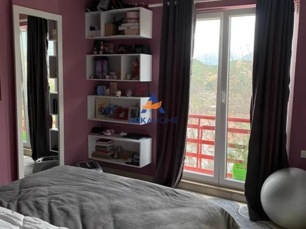 Tirane, shitet 2+1+Ballkon Kati 3, 157.000 € 