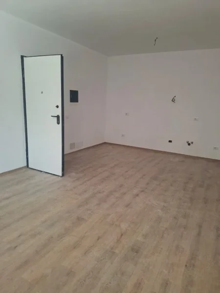 SHITET APARTAMENT 2+1+2  RRUGA ELBASANIT  160.000 €