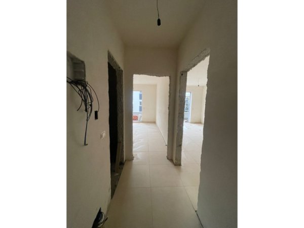 Tirane, shitet apartament 1+1+Ballkon Kati 7, 54 m² 70.000 € (Paskuqan)