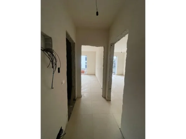 Tirane, shitet apartament 1+1+Ballkon Kati 7, 54 m² 70.000 € (Paskuqan)