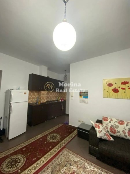 Tirane, jepet me qera apartament 1+1 Kati 7, 55 m² 550 € (Rruga Haxhi Hysen Dalliu)